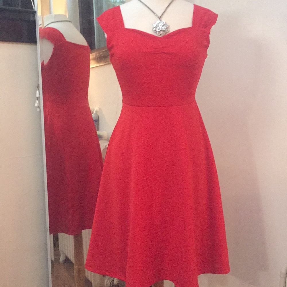 💕❤️Sweetheart Red Pin Up Style Dress💕❤️